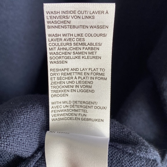 en Thread - Indigo / Navy Wool-Blend Knit Sweater with Recycled Cotton - Picture 9 of 9